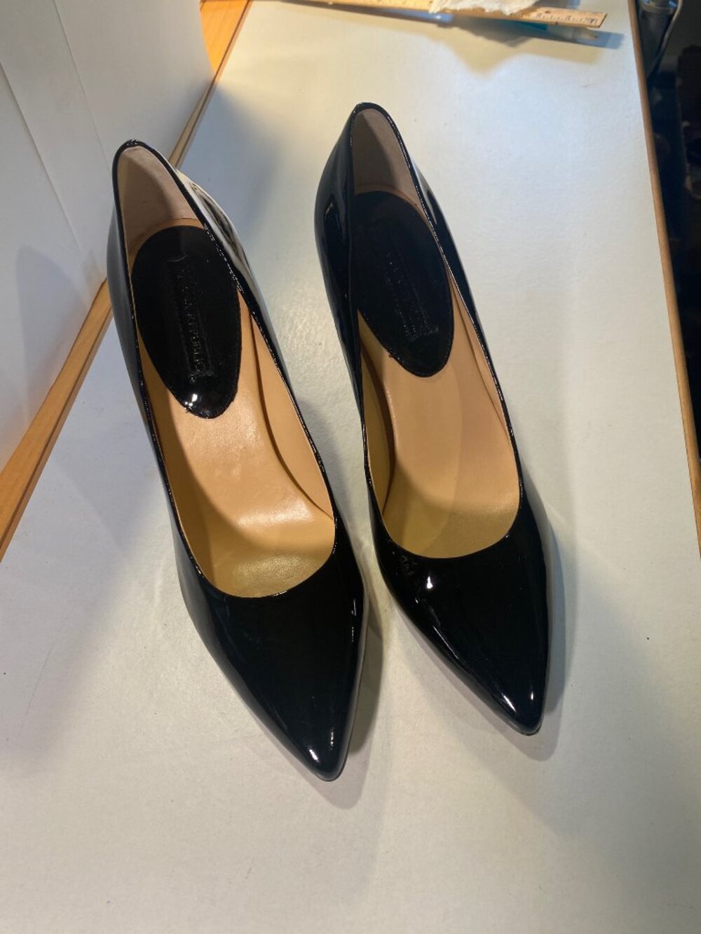 Banana Republic Madison Black Patent Leather Pointed Toe Stiletto Heels 9.5